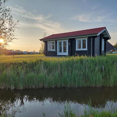 Vakantiehuisje Vlakbij Leeuwarden, Swichumer Pleats Extérieur photo