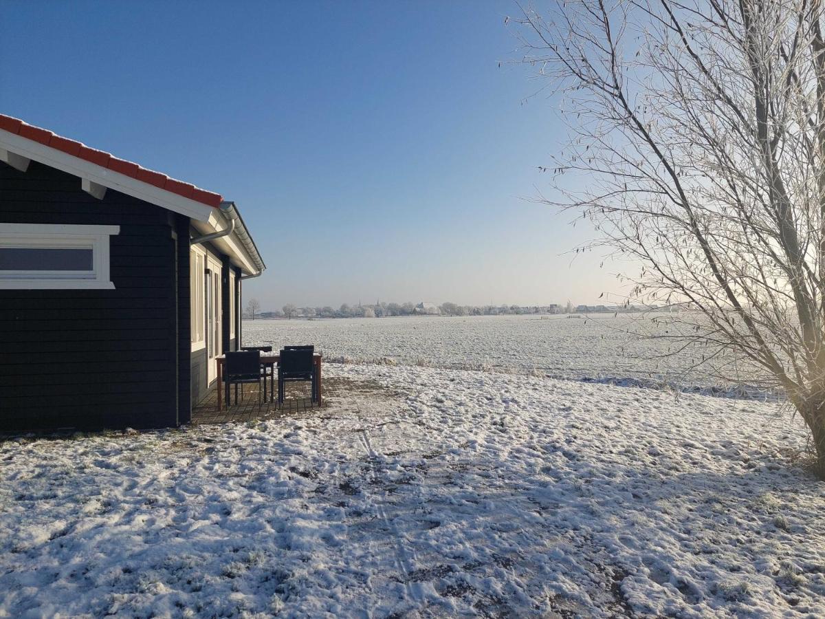 Vakantiehuisje Vlakbij Leeuwarden, Swichumer Pleats Extérieur photo
